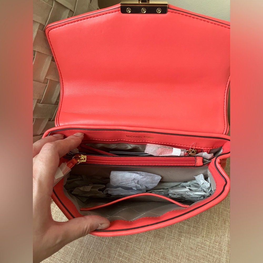 NWT Micheal Kors SoHo Crossbody/Shoulder bag - Picture 9 of 14